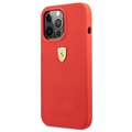 iPhone 13 Pro Max Silikonowe Etui Ferrari Scuderia On Track - Czerwień